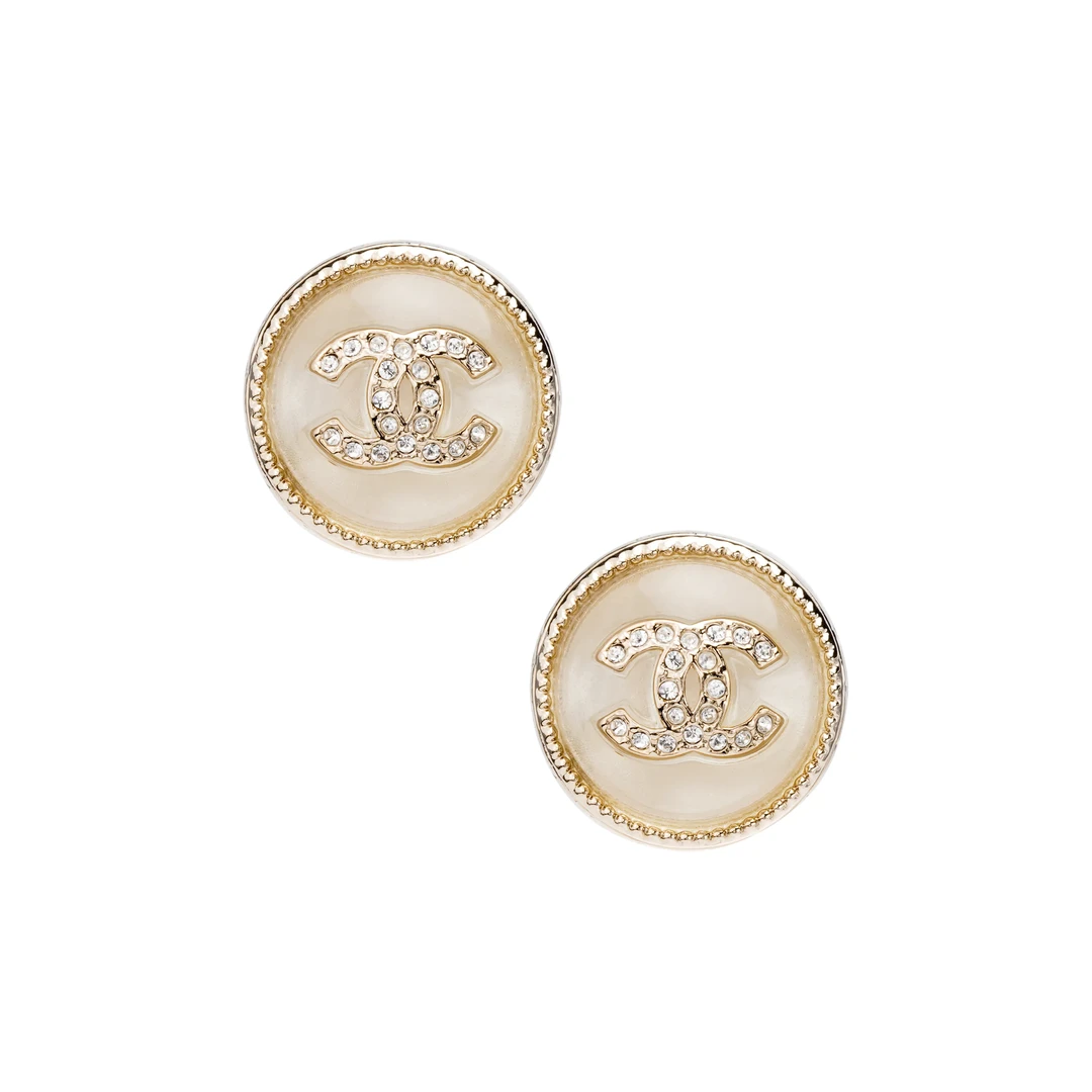 铜合金耳饰 CHANEL香奈儿22C早春新款圆形纽扣 金属 耳钉 女款