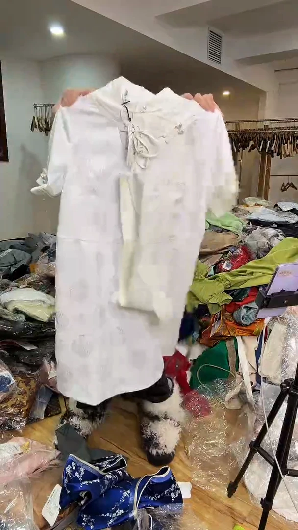 2XL码    125-135斤  连衣裙