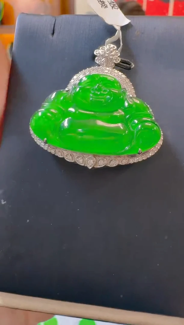 吊坠(赠链)18K金镶嵌翡翠天然A货翡翠