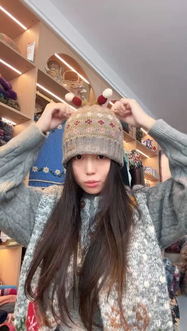 羊毛咖色好事发生帽