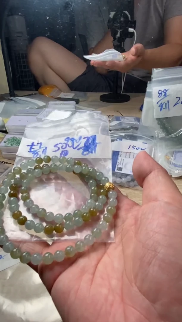 定制翡翠未镶嵌天然缅甸翡翠