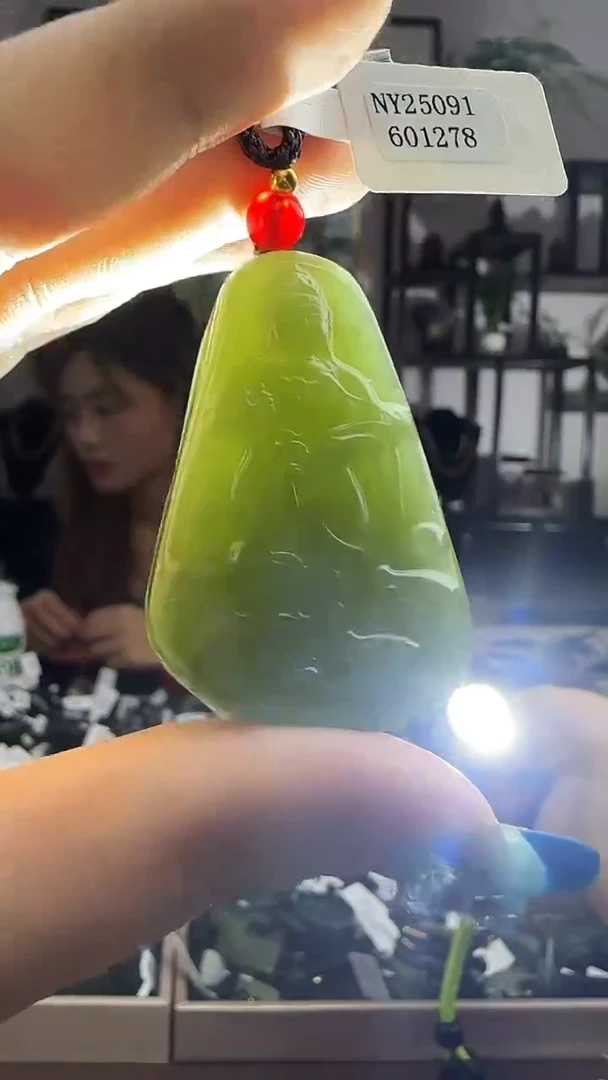 颈饰未镶嵌和田玉1276