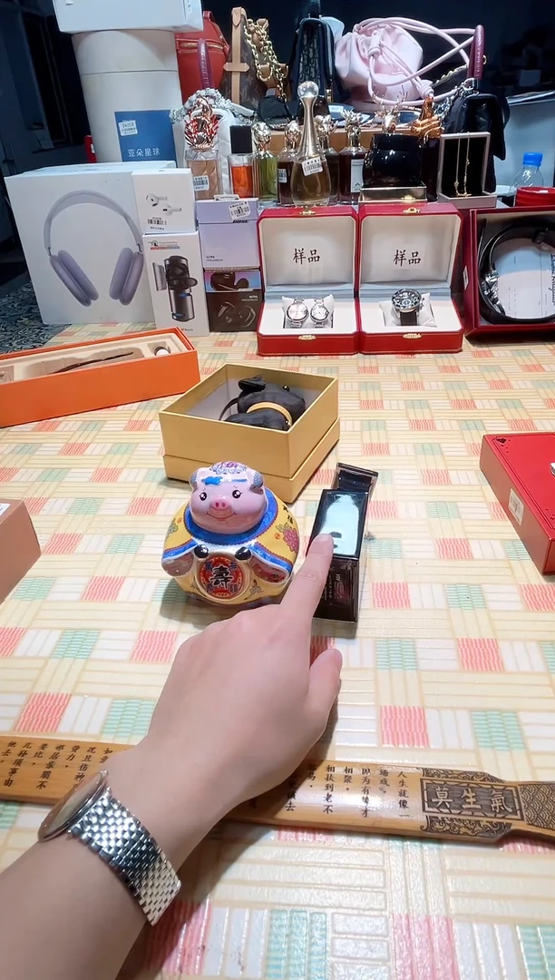 瓷片瓷器 库房到期 全部地板价@@1