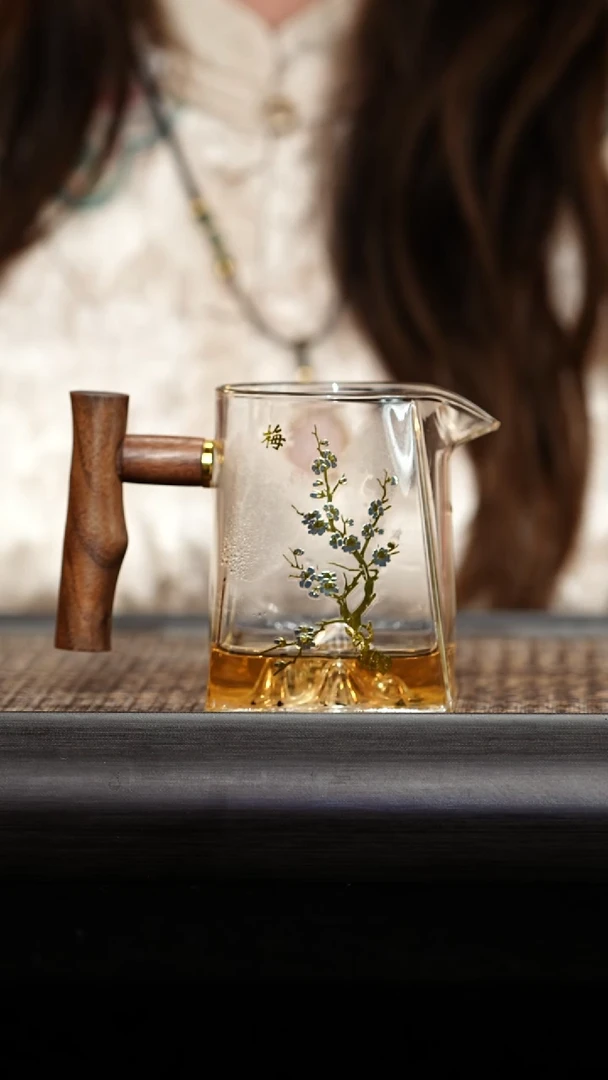 茶壶紫砂木把公道杯（梅花）