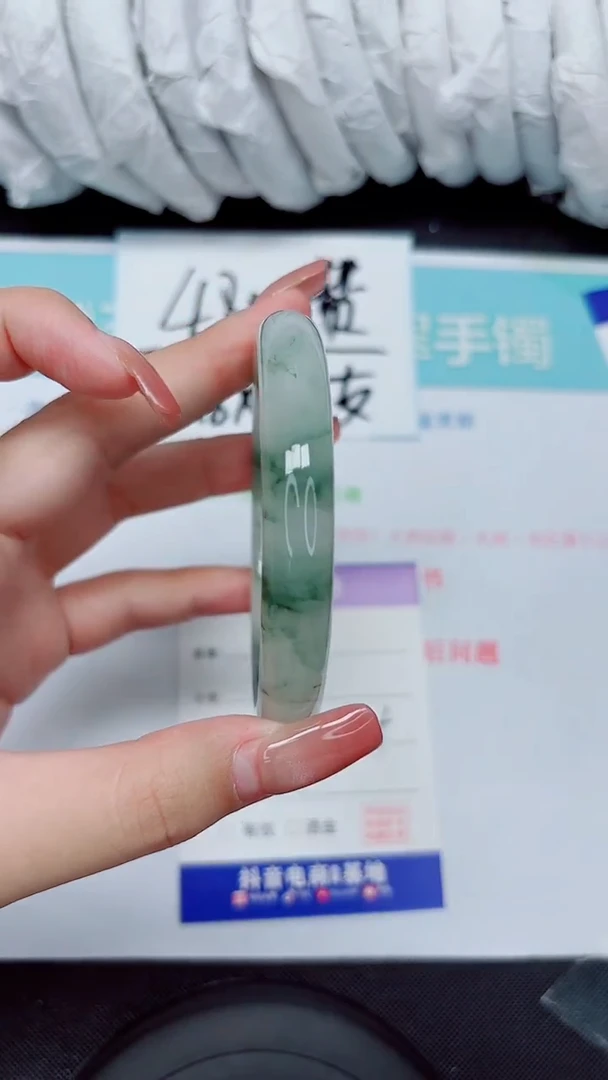 石英质玉手镯未镶嵌25-60