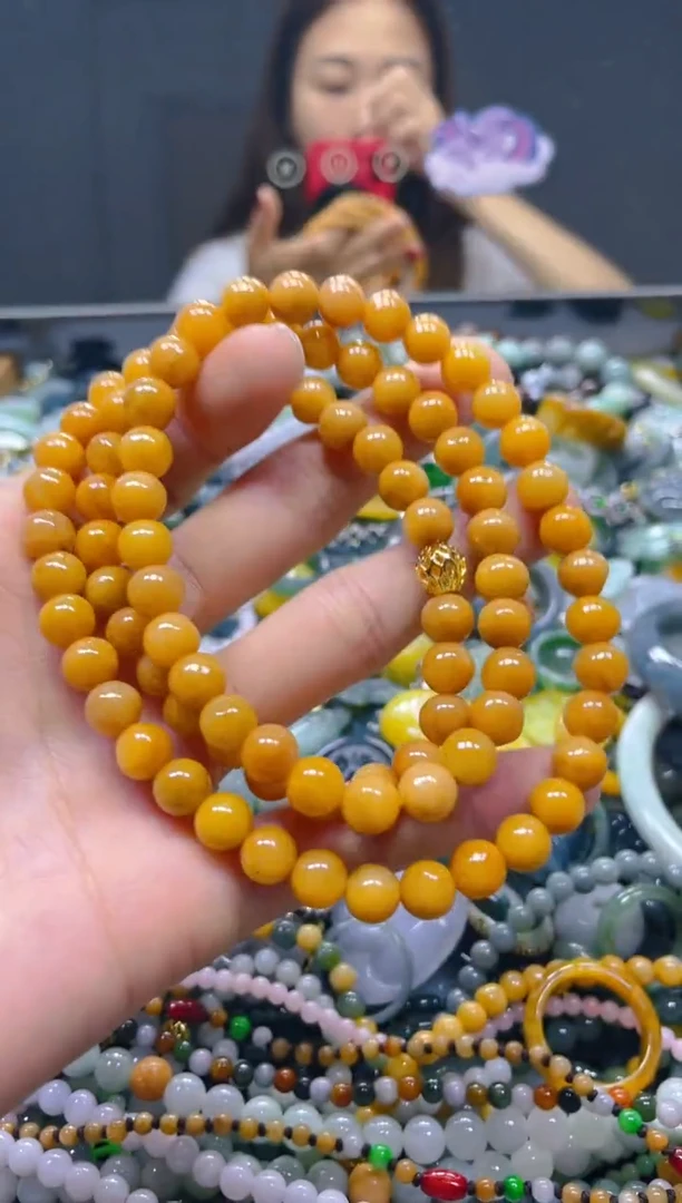 颈饰未镶嵌翡翠8MM/J/翡翠A货，一件也是批发价