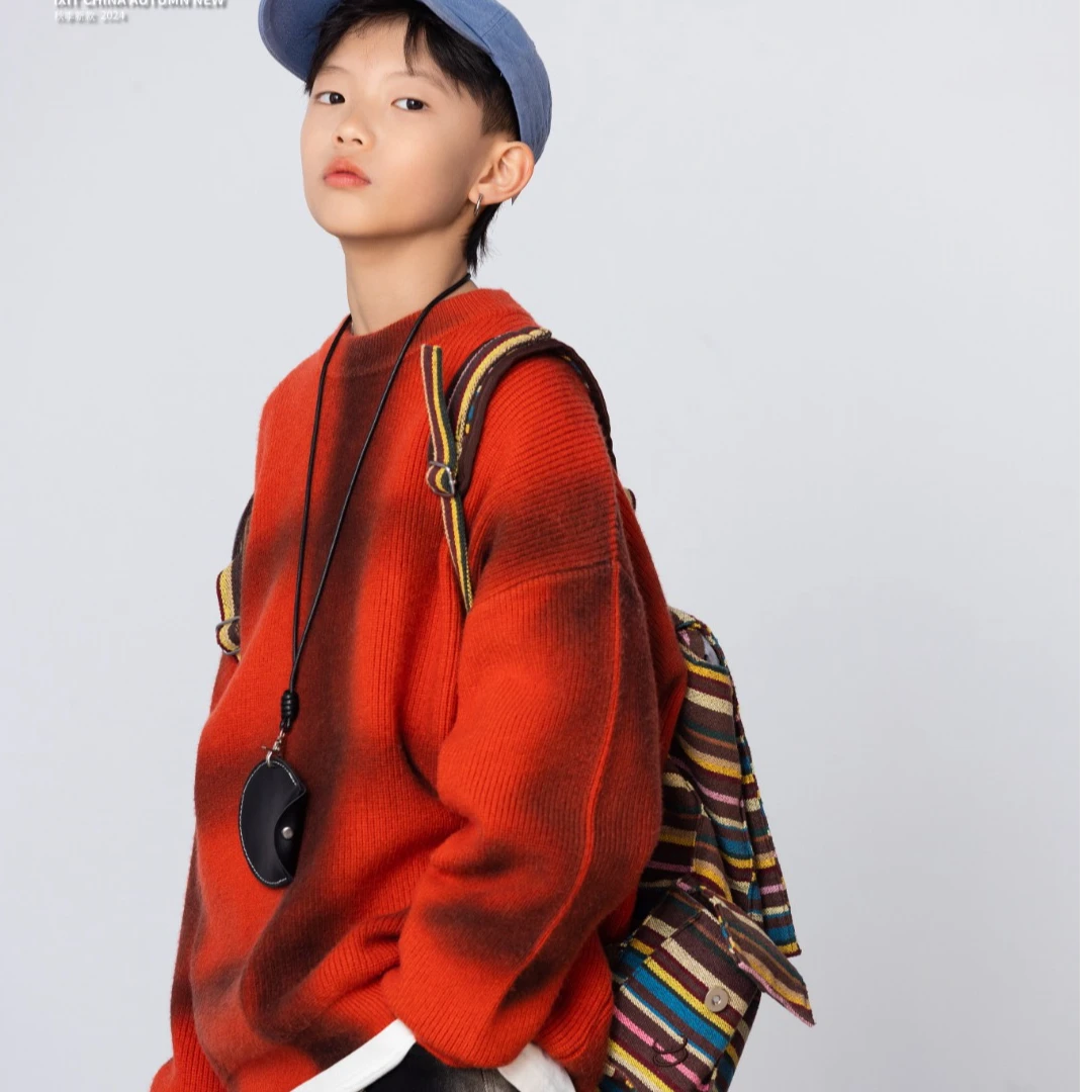 长袖复古百搭冬季圆领毛衣