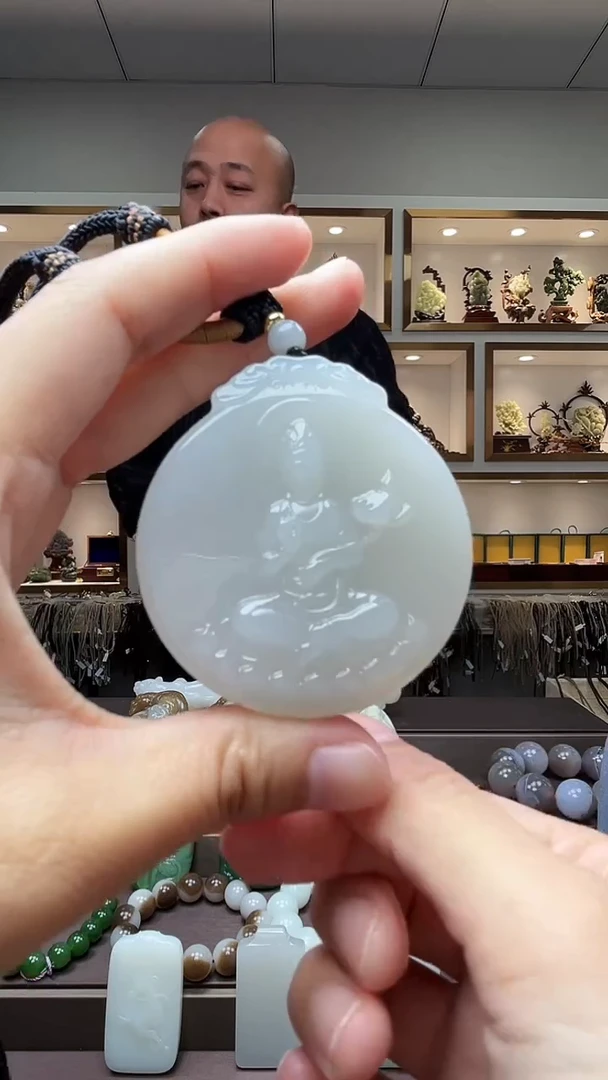 【闪购商品】和田玉颈饰未镶嵌苏