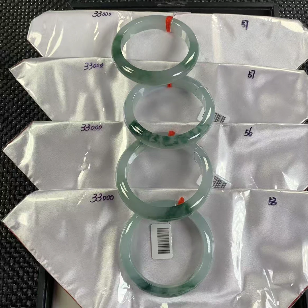 天然缅甸翡翠A货手镯多样性发货，发一件