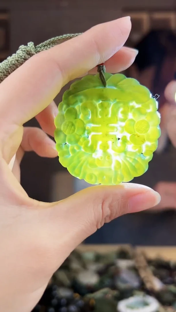 颈饰未镶嵌和田玉拍一发一，多样性发货