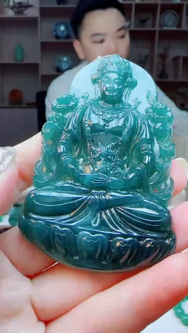 颈饰未镶嵌翡翠多样性发其一