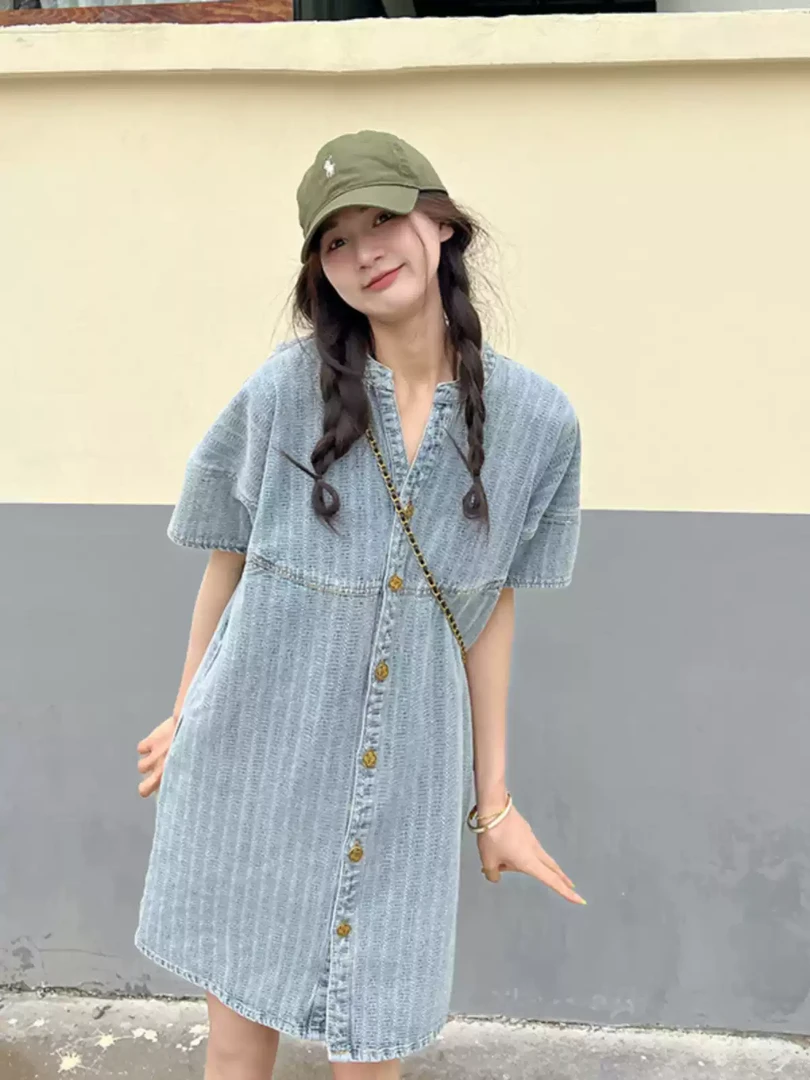 休闲条纹牛仔连衣裙女夏季2025新款小个子梨形身材微胖遮肉衬衫裙