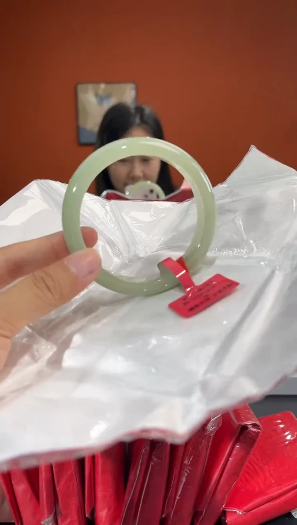 未镶嵌手镯翡翠11