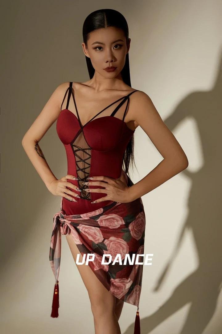 拉丁舞练习上衣玫瑰少女显瘦性感连体欧美露背蕾丝印花修身新款