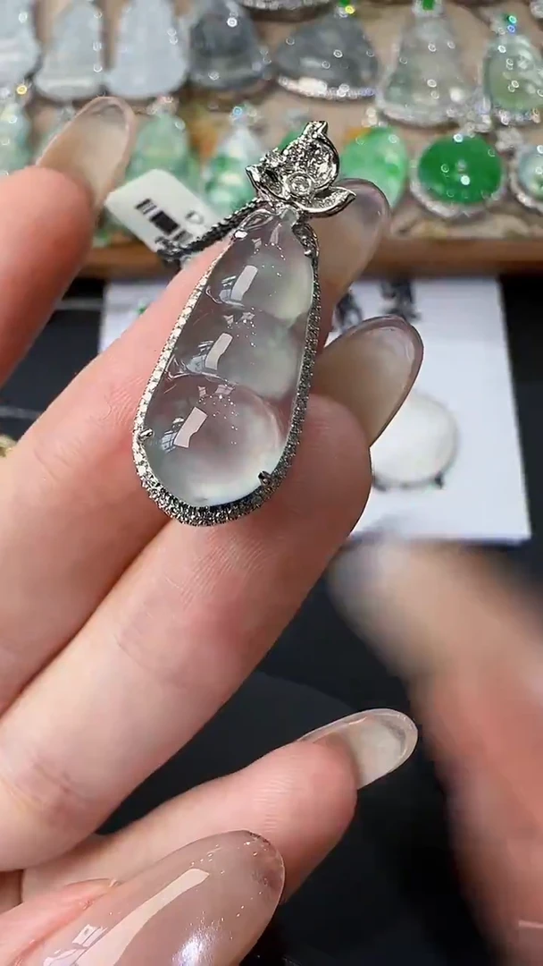 翡翠18K金镶嵌吊坠(不含链)20