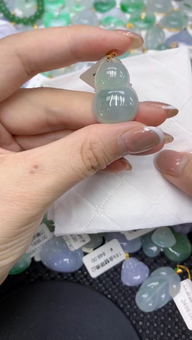 颈饰18K金镶嵌翡翠11111111