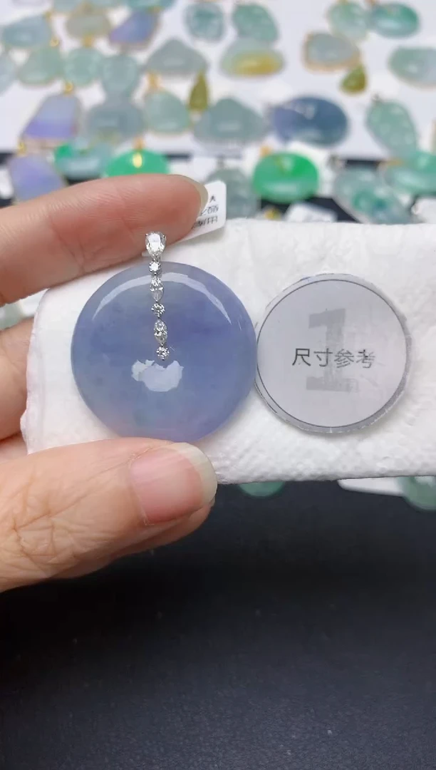 翡翠18K金镶嵌颈饰天然缅甸A货翡翠