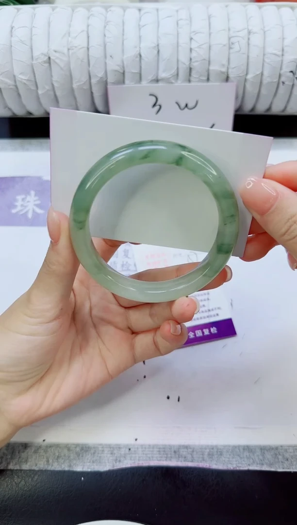 未镶嵌手镯石英质玉269/57