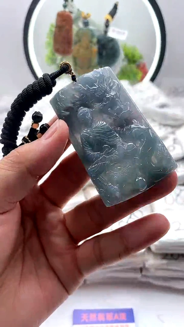 【闪购商品】翡翠颈饰未镶嵌大日如来