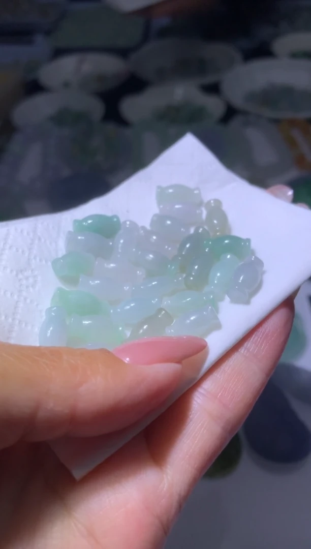 未镶嵌挂件翡翠MXX059588