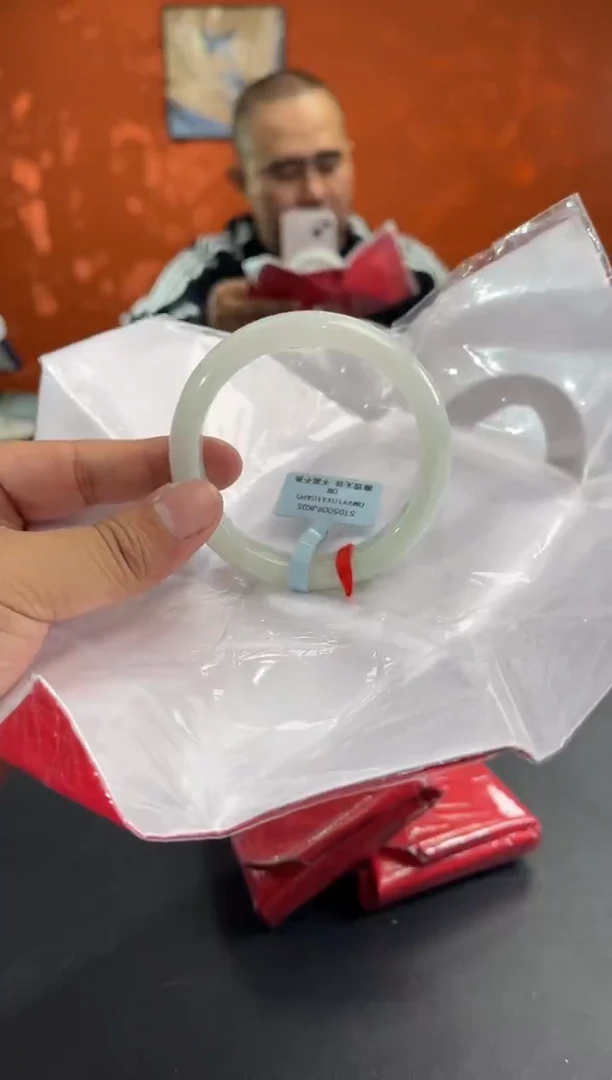 未镶嵌手镯翡翠14  56