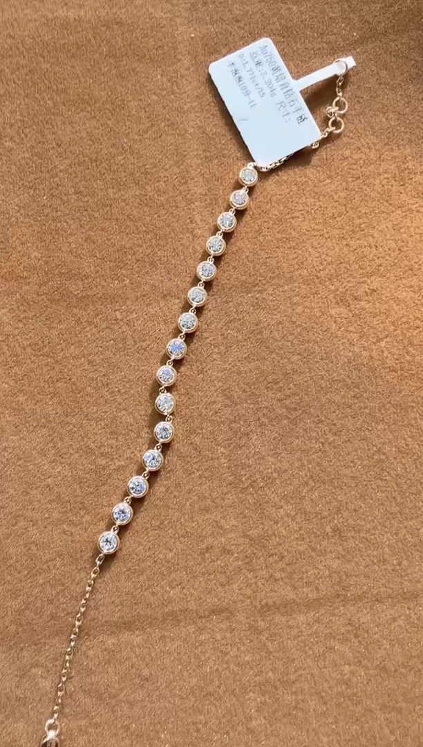 18K金镶嵌实验室培育钻石@@手链黄10分半泡泡