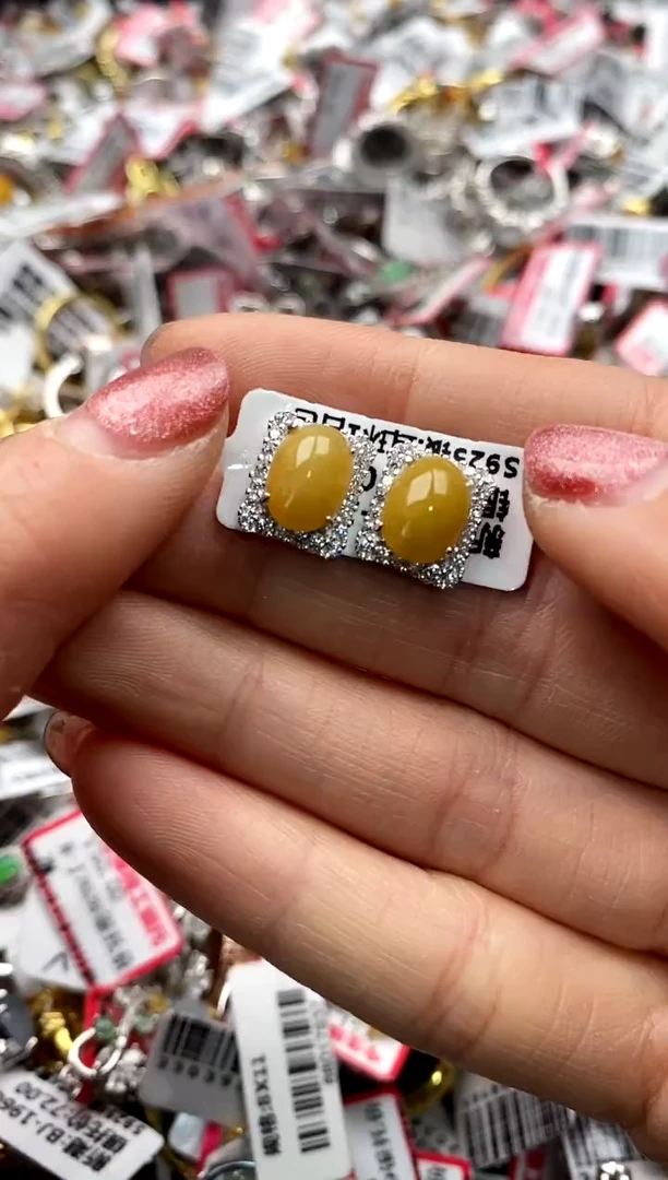 【闪购商品】翡翠戒指银S925镶嵌3333333    9