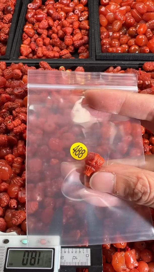 【闪购商品】南红玛瑙颈饰未镶嵌1