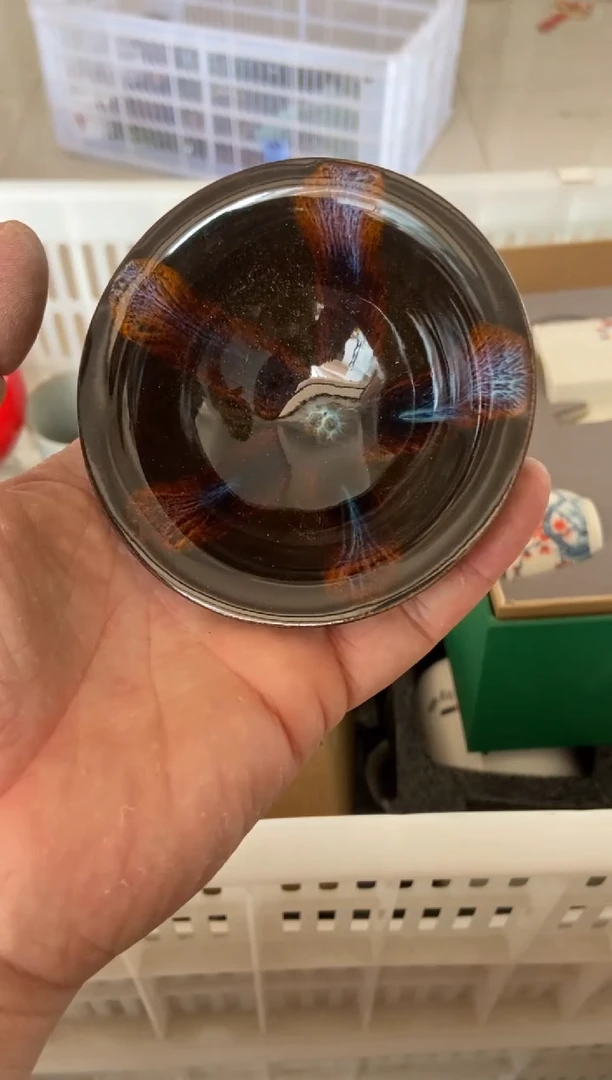 杯无运费险有瑕疵的摄影的产品有使用过的痕迹有点脏介意勿拍