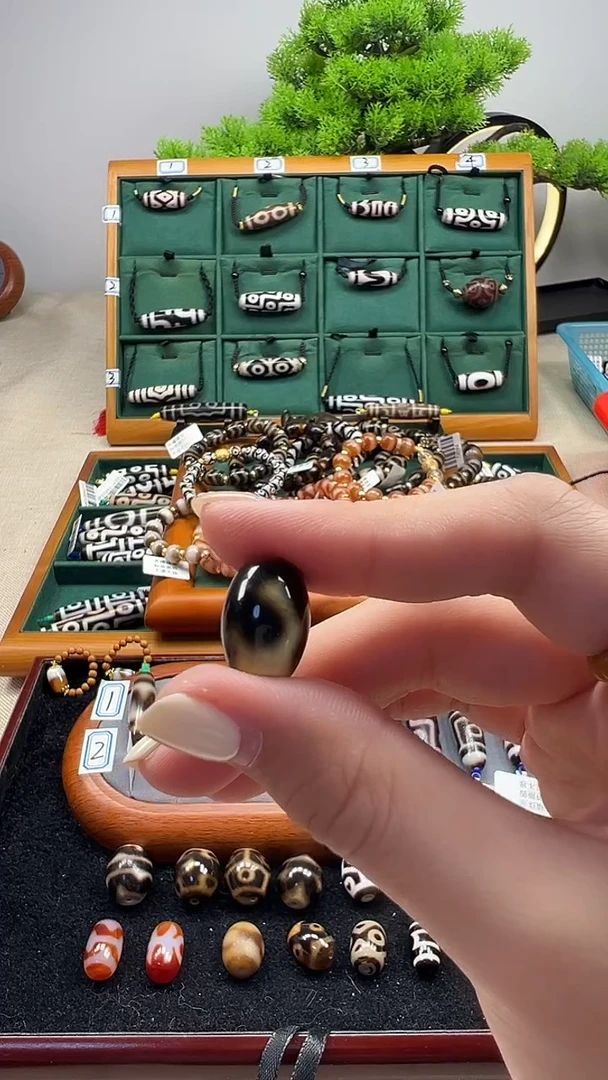 玛瑙/玉髓（覆膜）颈饰未镶嵌25（微瑕随机发货）