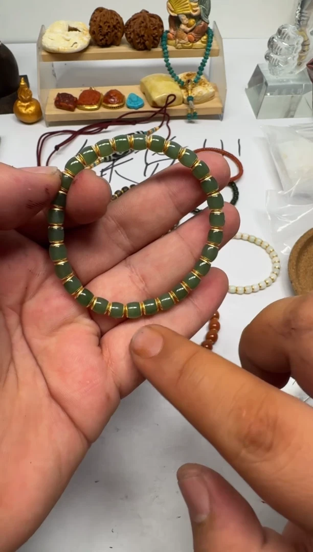 【闪购商品】和田玉（糖玉）手链未镶嵌碧玉手串