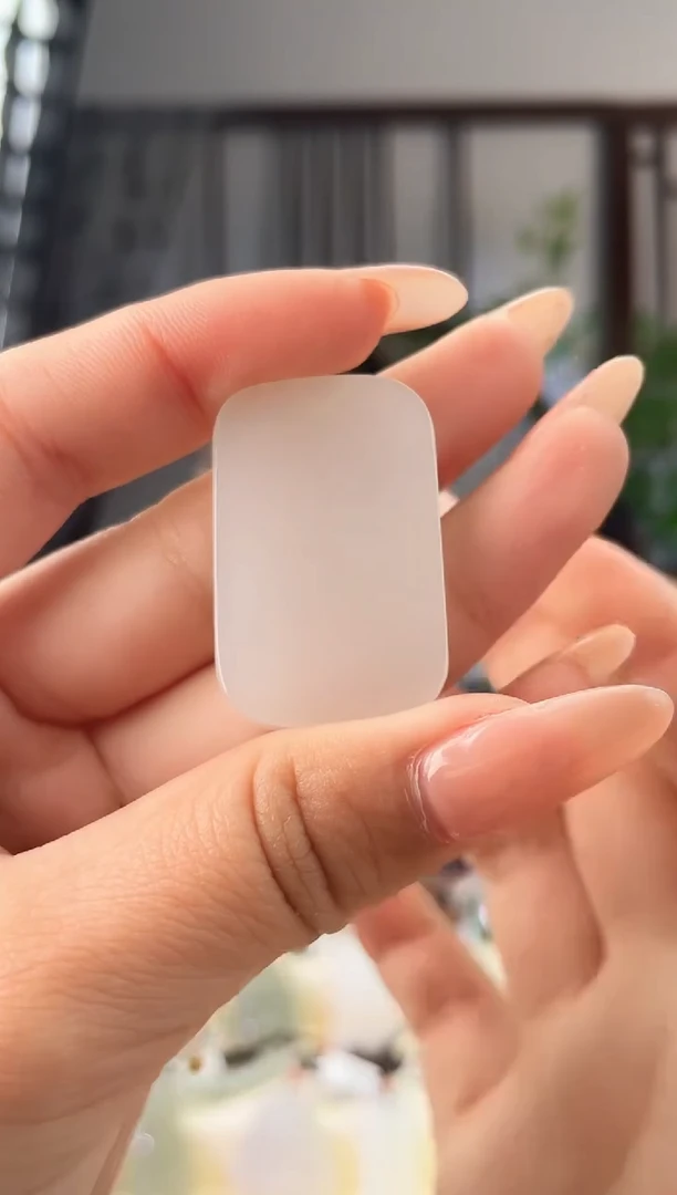 颈饰未镶嵌和田玉无事牌 xp