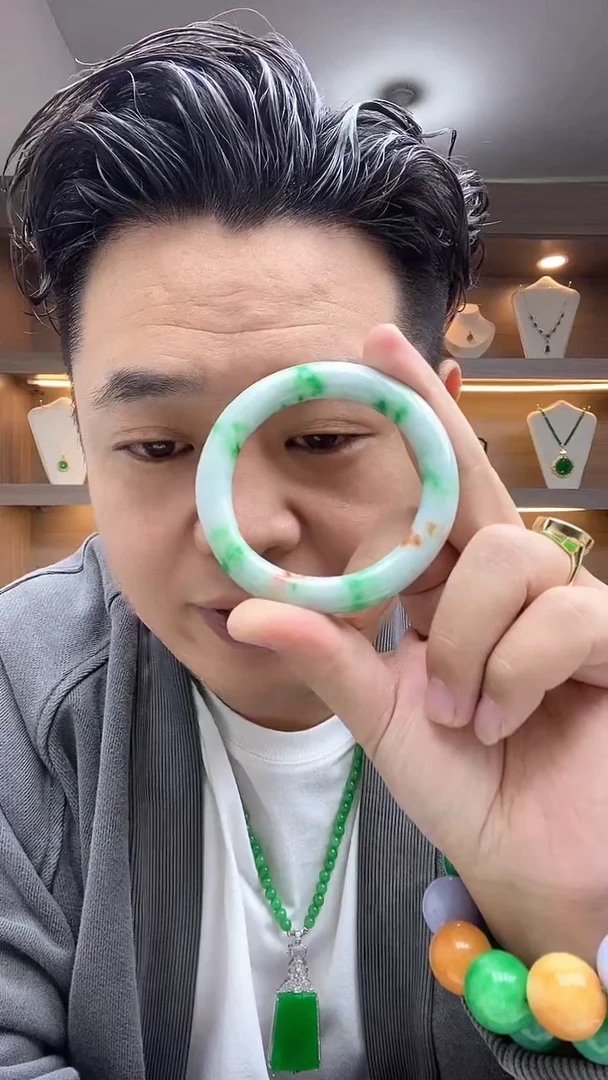 【闪购商品】翡翠挂件未镶嵌缅料手镯圈口57 -58