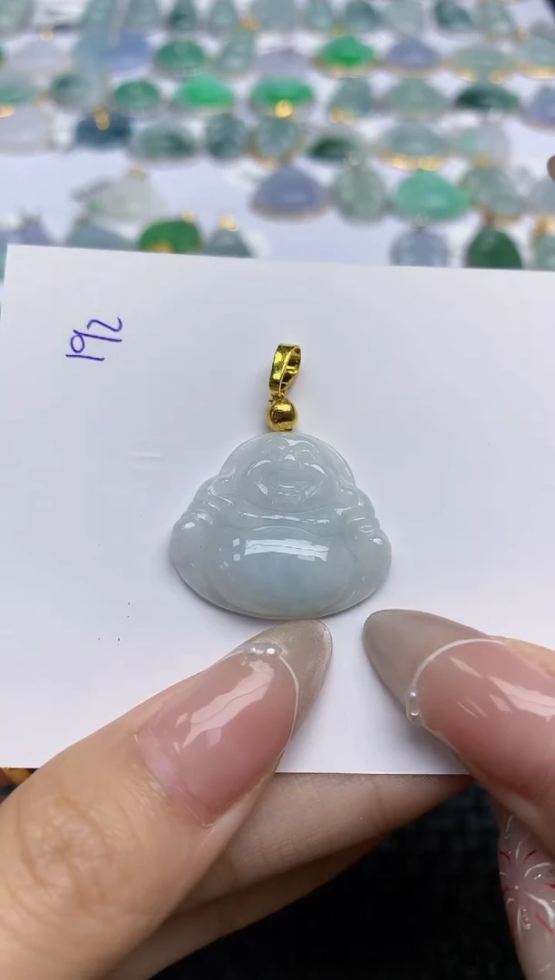 【闪购商品】翡翠颈饰未镶嵌天然翡翠A货