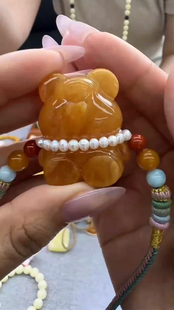 【闪购商品】琥珀颈饰未镶嵌568秒拍号