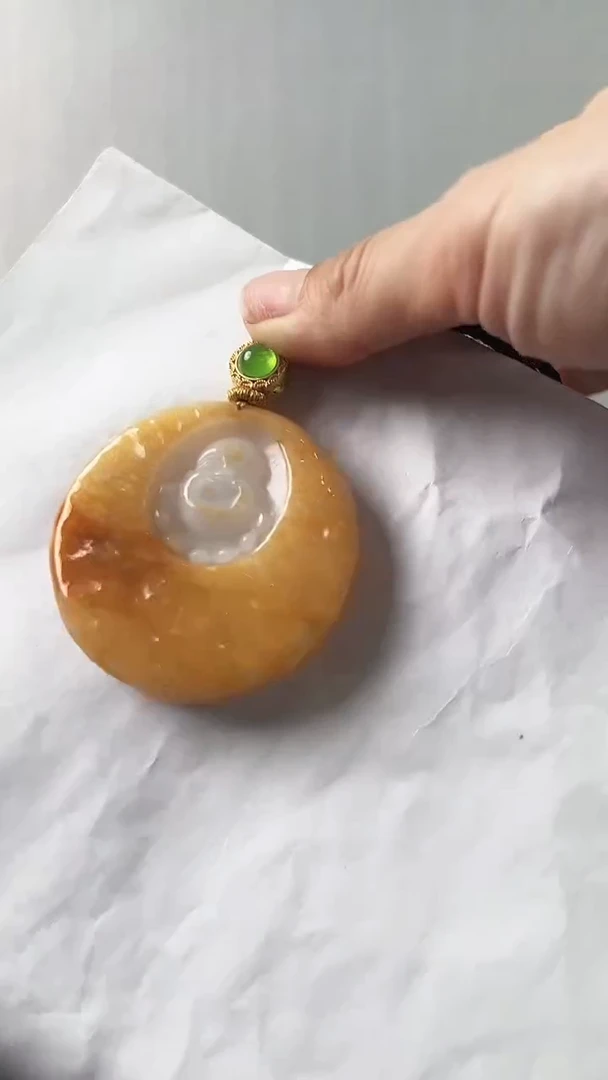 【闪购商品】翡翠颈饰未镶嵌弥勒佛