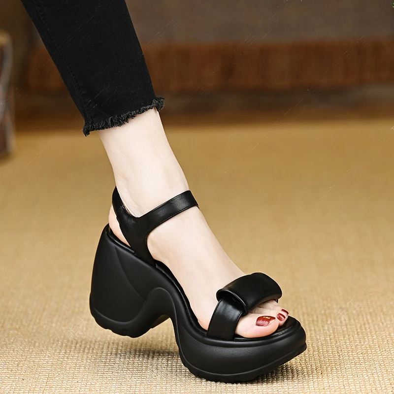 小个子手工女鞋10cm～舒适坡跟凉鞋女时尚简约防水台不累脚高跟鞋