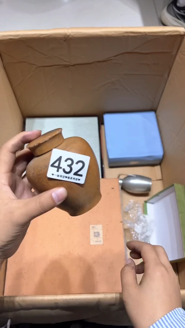 瓷片湖****司432............