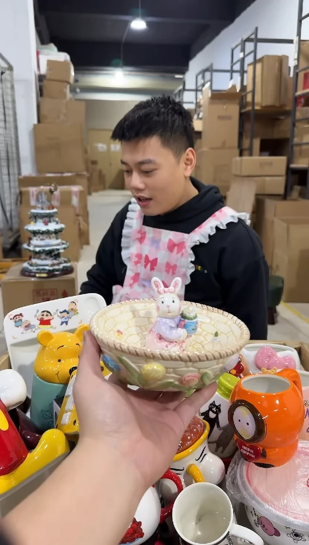 瓷片粉色原盒兔子碗