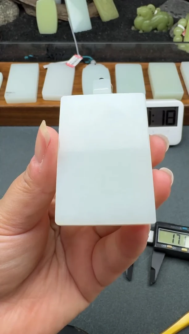 颈饰未镶嵌和田玉4