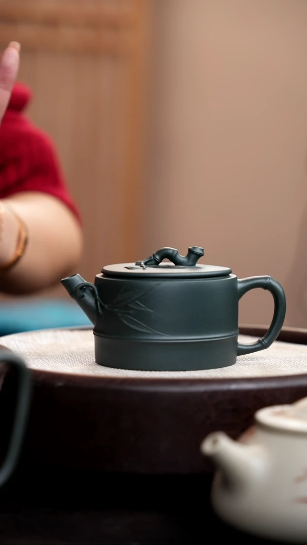 【闪购商品】紫砂茶壶老绿泥竹段012