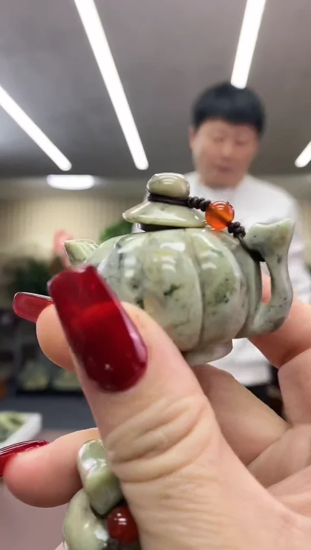 【闪购商品】岫玉把把壶未镶嵌多样式发货随机发一