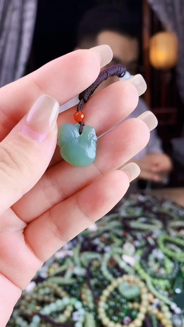 未镶嵌和田玉挂件多样性发货拍一发一