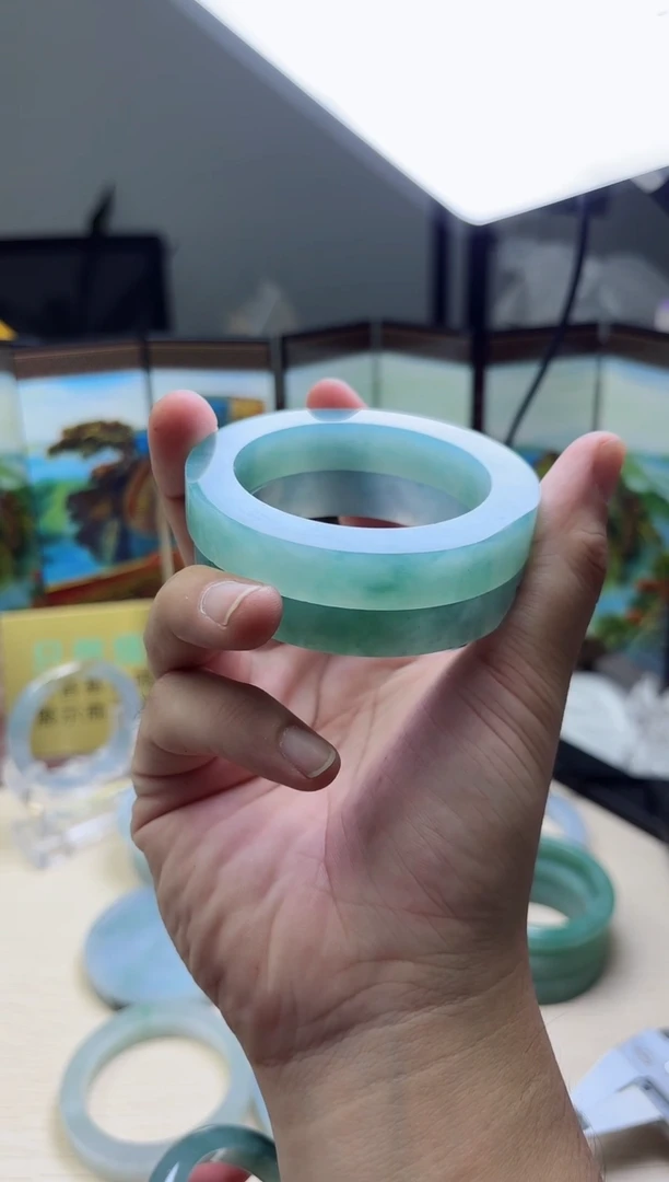 未镶嵌手镯定制翡翠晨*手镯