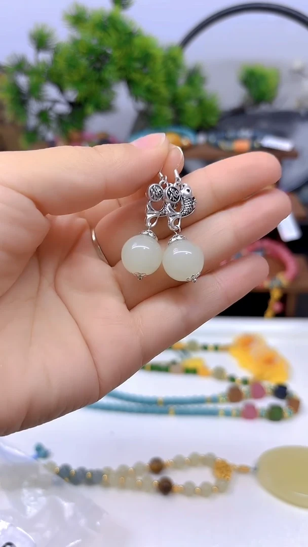 和田玉银S925镶嵌耳饰E783