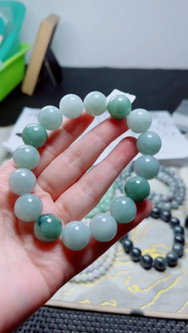 未镶嵌定制翡翠翡翠