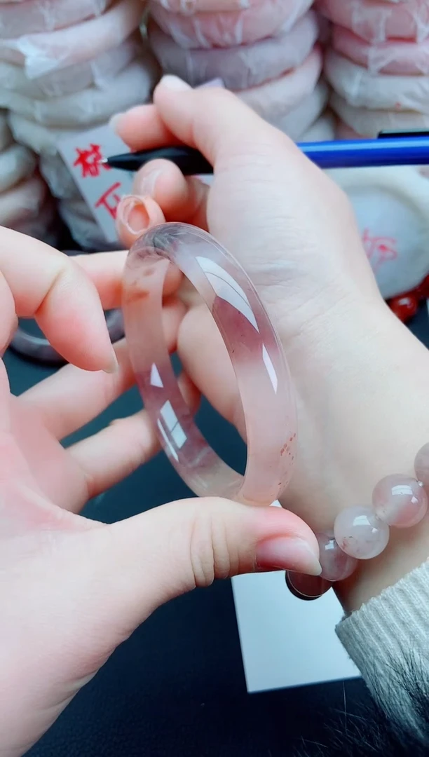 【闪购商品】石英质玉手镯未镶嵌k41-64-65