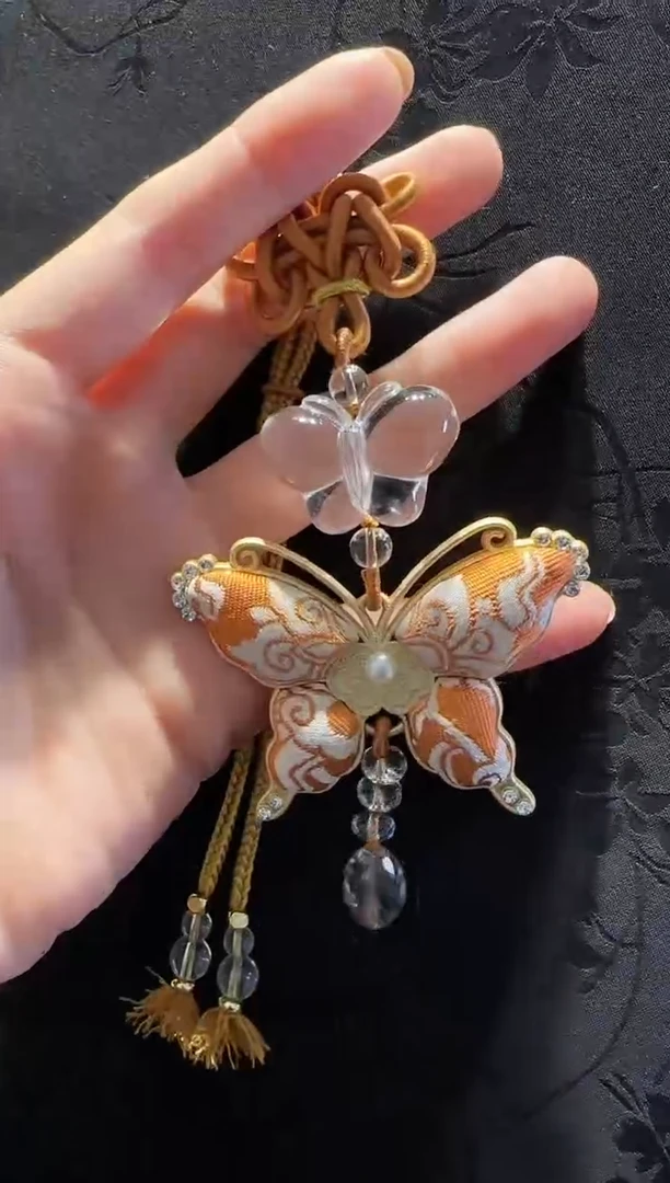 未镶嵌手绳水晶蝴蝶款多样性发货其一