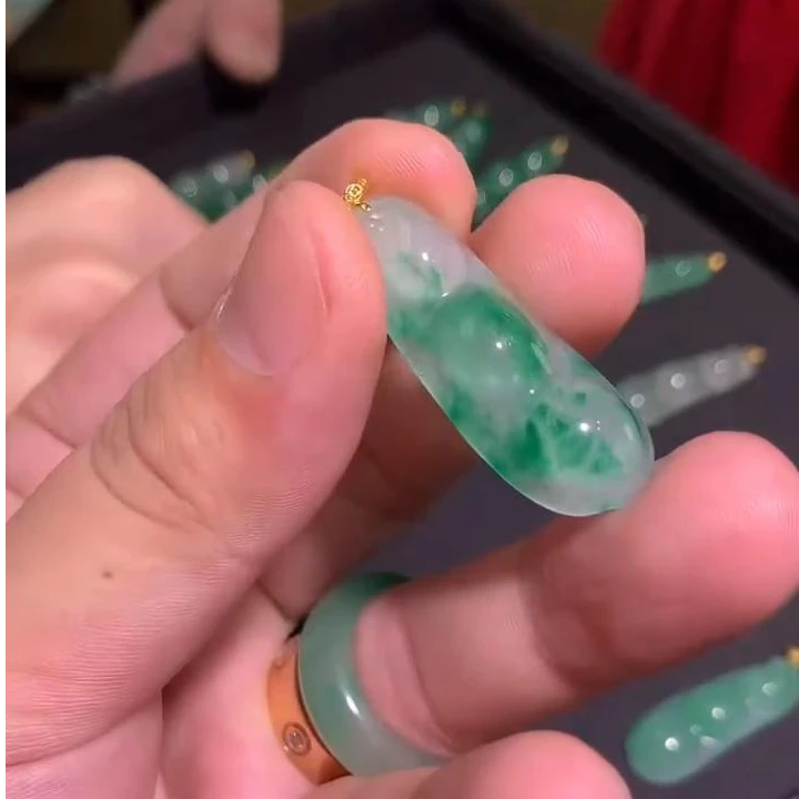 【逍遥】18K非洲翠福豆吊坠*828/02/多样性发/1件