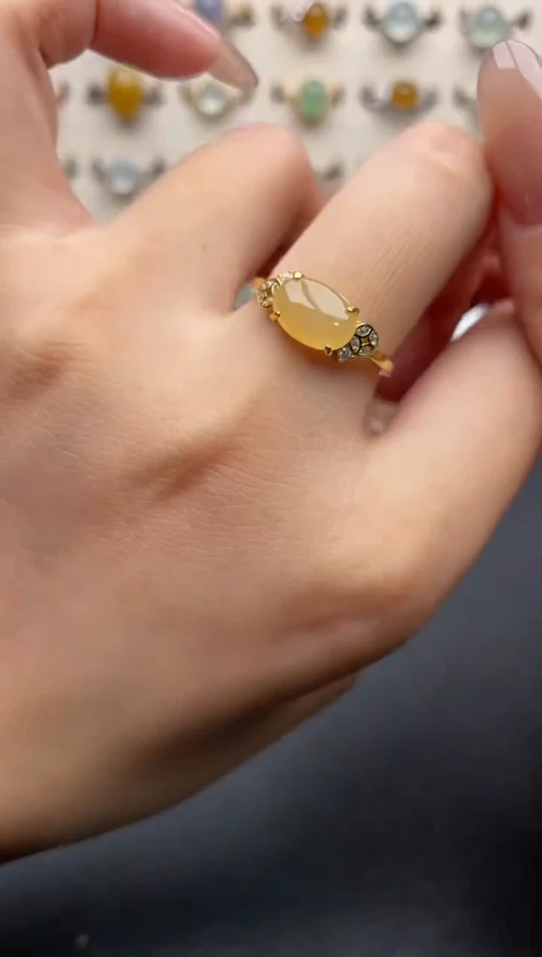 银S925镶嵌戒指翡翠一物一证一礼盒